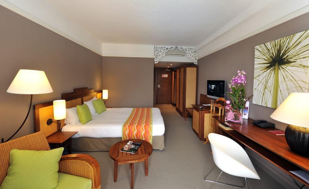 Hotel Exsel Creolia Σαιν-Ντενί Εξωτερικό φωτογραφία