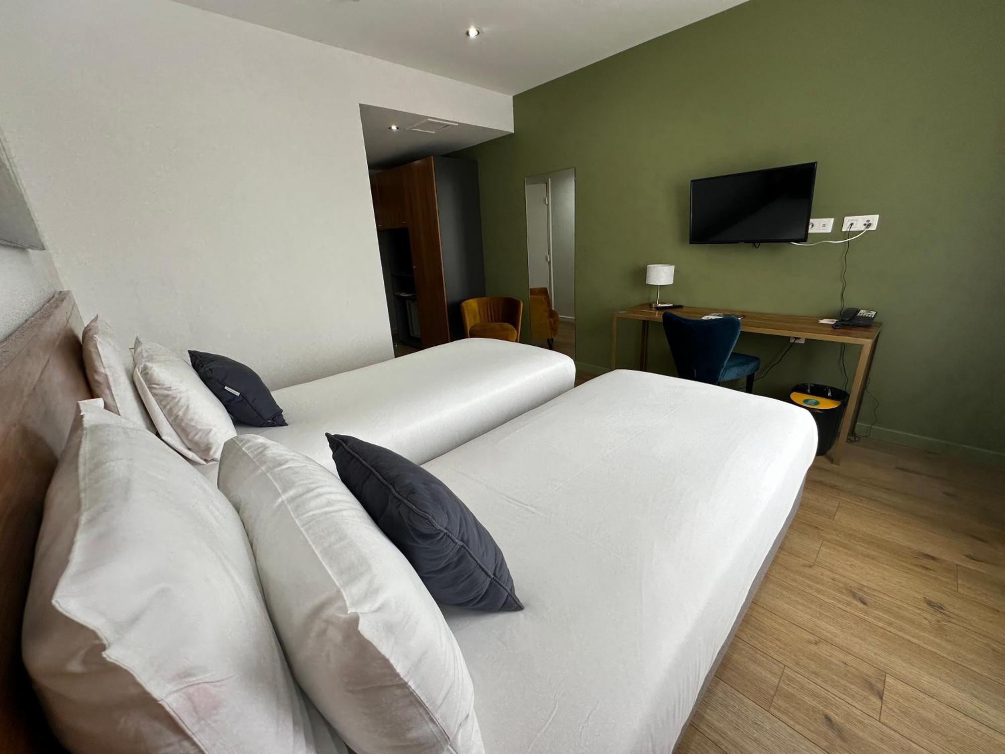 Hotel Exsel Creolia Σαιν-Ντενί Εξωτερικό φωτογραφία