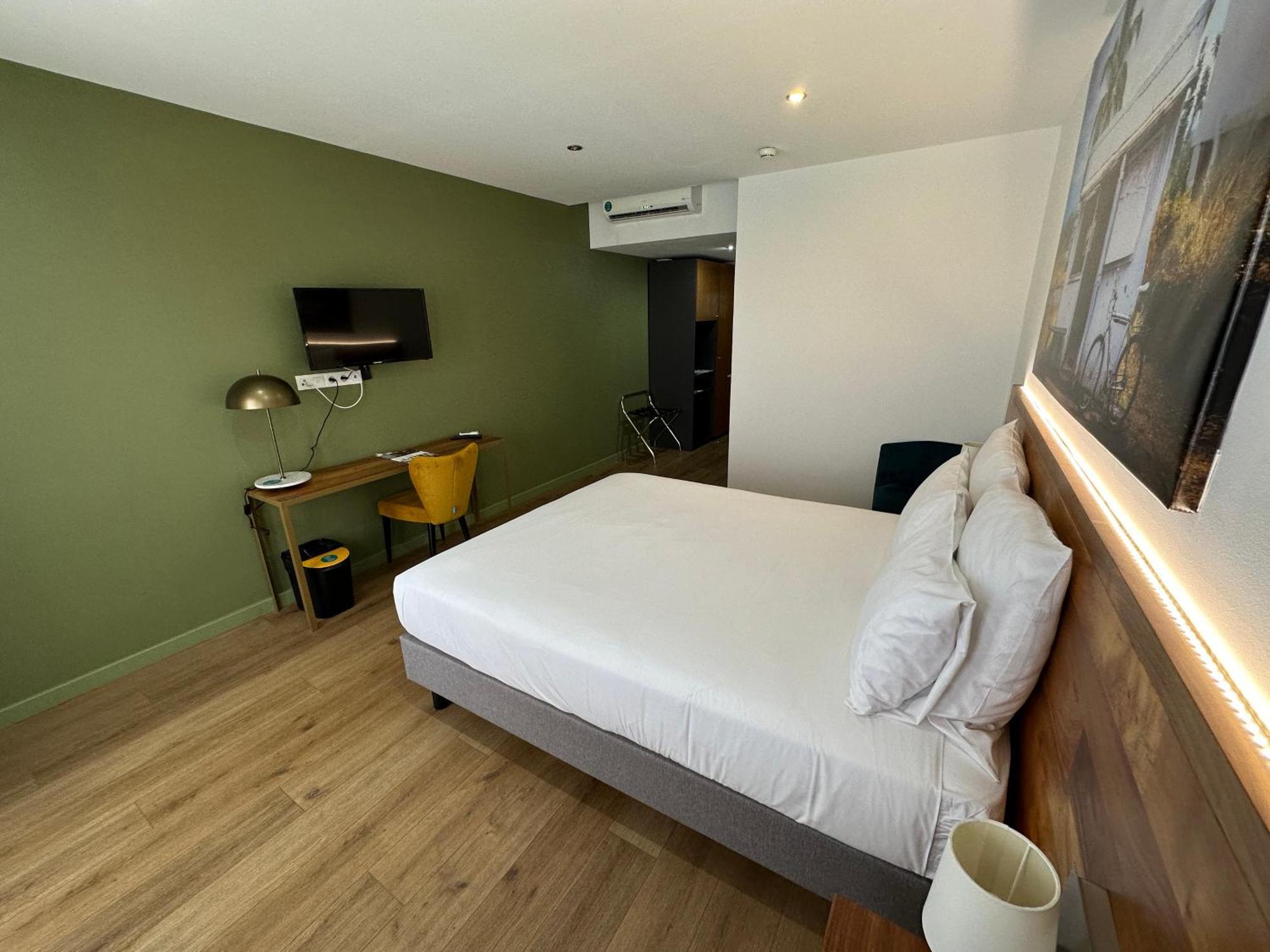 Hotel Exsel Creolia Σαιν-Ντενί Εξωτερικό φωτογραφία