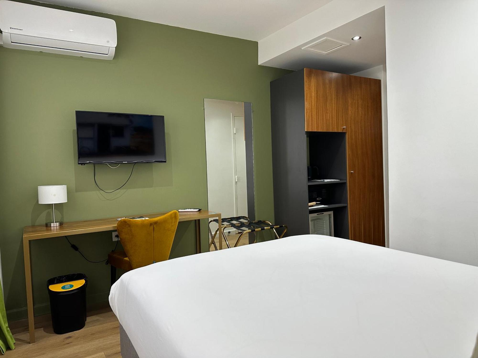 Hotel Exsel Creolia Σαιν-Ντενί Εξωτερικό φωτογραφία
