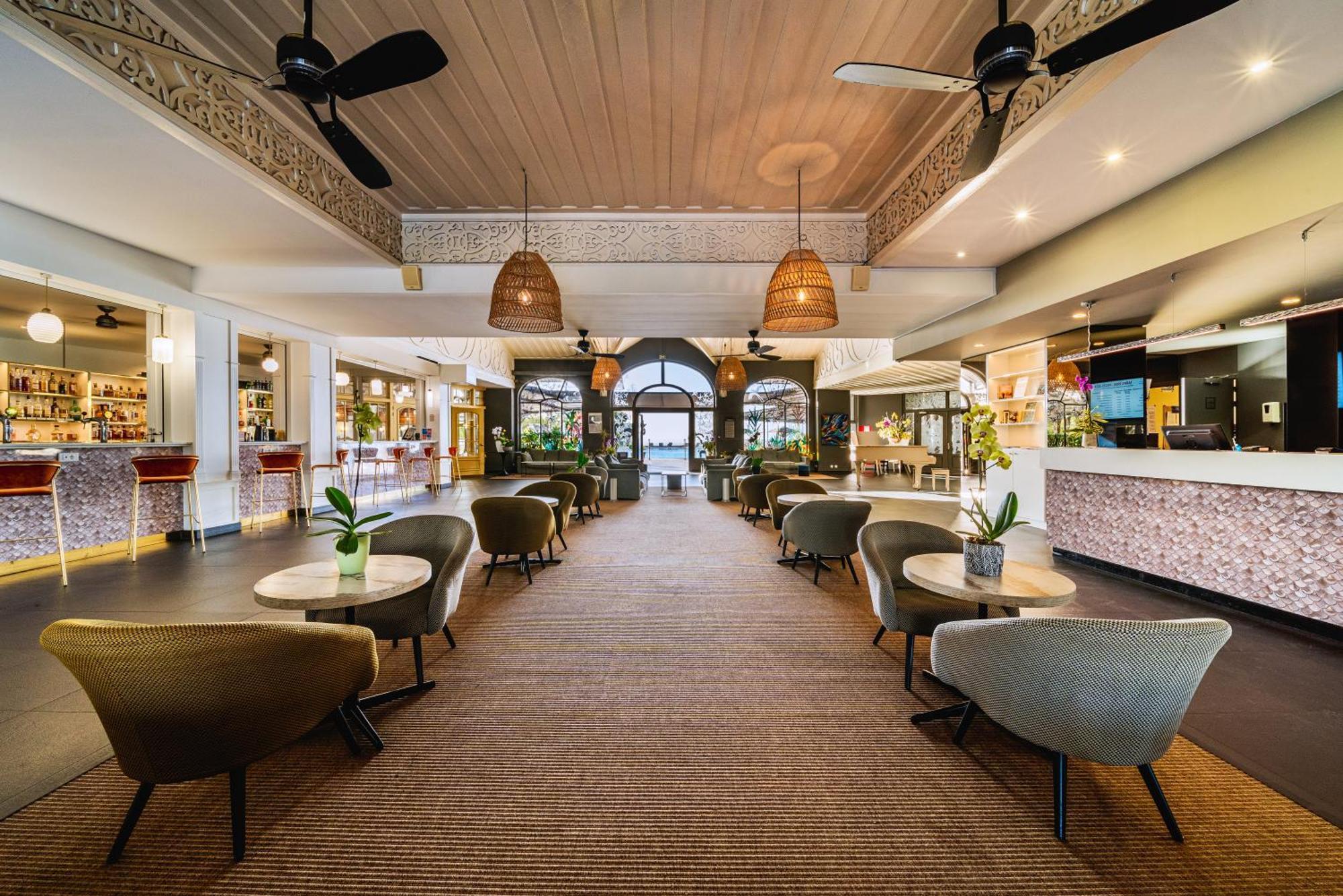 Hotel Exsel Creolia Σαιν-Ντενί Εξωτερικό φωτογραφία