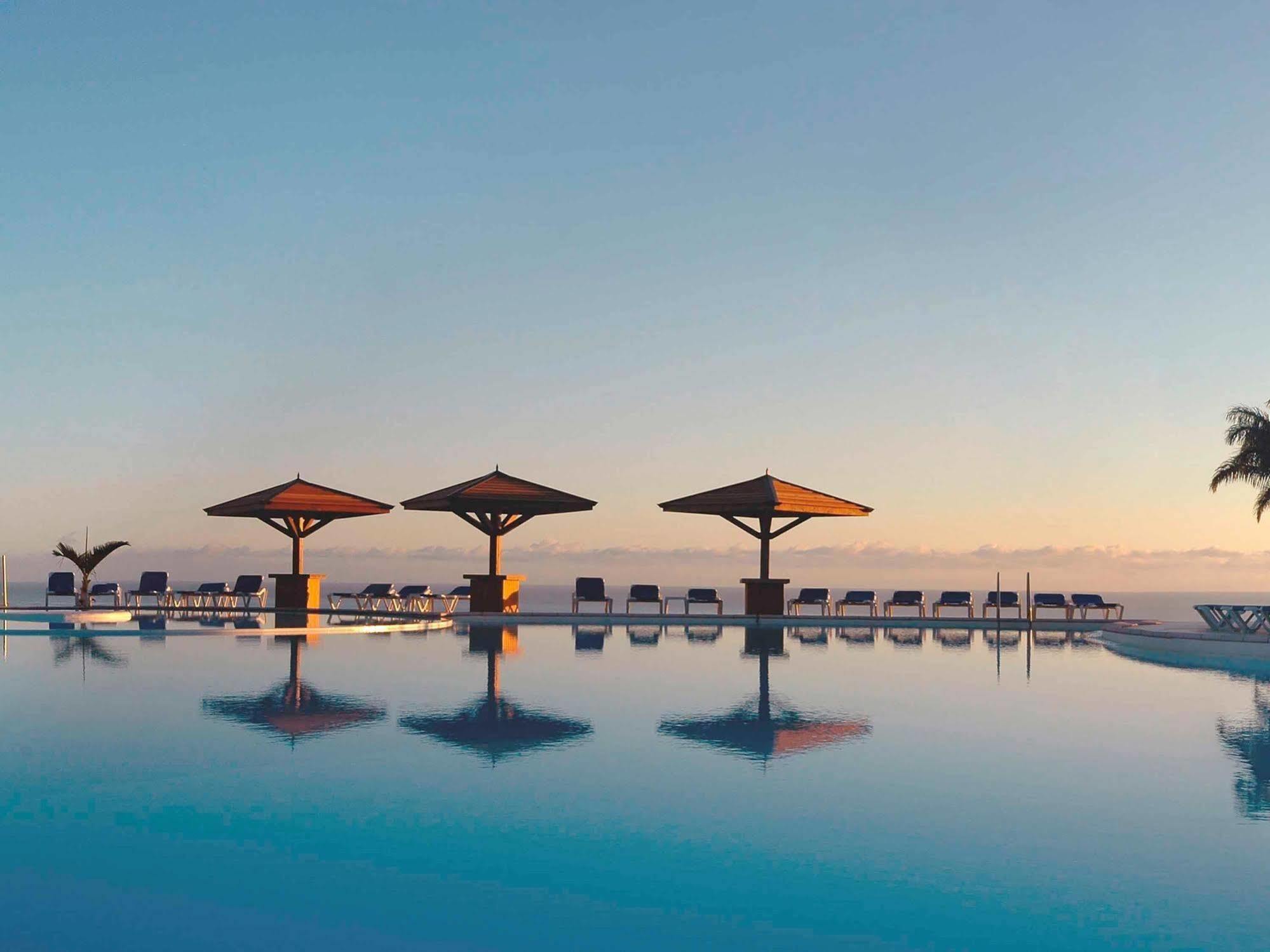 Hotel Exsel Creolia Σαιν-Ντενί Εξωτερικό φωτογραφία