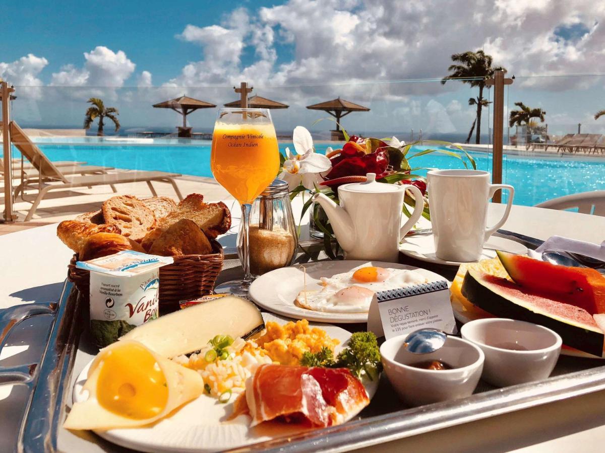 Hotel Exsel Creolia Σαιν-Ντενί Εξωτερικό φωτογραφία